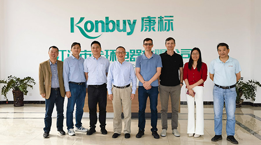 新項目對接！客戶伊萊克斯親臨金環(huán)電器參觀指導(dǎo)